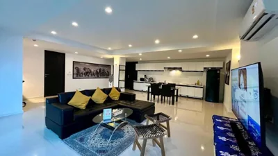 펜트하우스 아파트 — Haven Lagoon Condominium